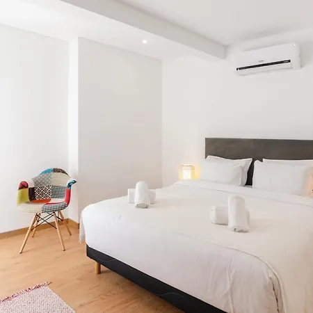 Daire North Breeze - 2 Bedroom With Rooftop Pool *