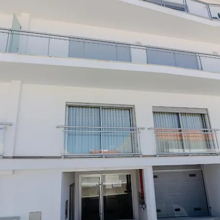 North Breeze - 2 Bedroom With Rooftop Pool Daire *