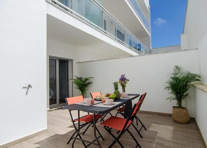 Appartement North Breeze - 2 Bedroom With Rooftop Pool Nazaré