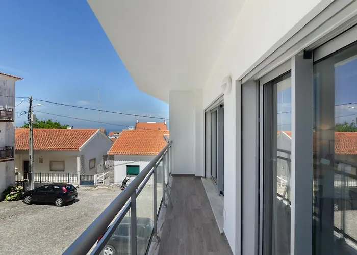 North Breeze - 2 Bedroom With Rooftop Pool