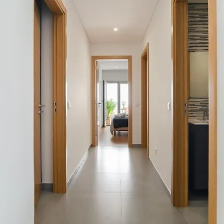 Appartamento North Breeze - 2 Bedroom With Rooftop Pool *